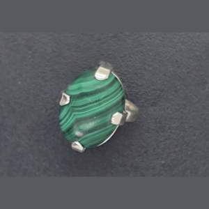 แหวนมรกตหรูหราใน925เครื่องประดับทำด้วยมือเงินสเตอร์ลิงสำหรับเธอ - Product Image 1