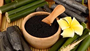 Polvo de carbón de bambú activado altamente puro sin metales residuales para uso agrícola - Product Image 5