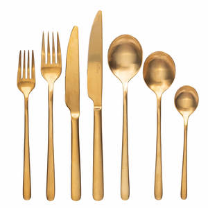 Couverts fantaisie faits à la main en métal de haute qualité de différentes tailles et conceptions disponibles en vrac utilisés à la cuisine - Product Image 4