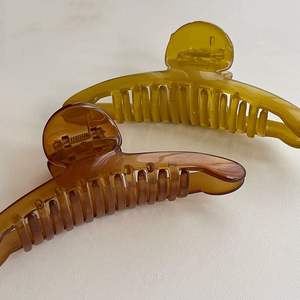 مشابك شعر بلاستيكية كبيرة شفافة بأسلوب أوروبي أمريكي، مشابك شعر بنية اللون للاستخدام اليومي، بيع بالجملة بكميات كبيرة، جودة عالية ومتينة - Product Image 3