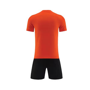 Uniforme de volley-ball personnalisé, vente en gros, usine OEM ODM, qualité supérieure, design professionnel, ensemble avec tissu doux et confortable - Product Image 3