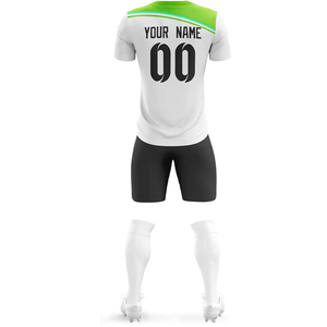 Ensemble de maillots de football pour hommes personnalisés kit d'uniforme de football OEM avec survêtement comprenant des chemises et des shorts - Product Image 3