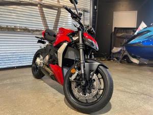 Used 2024 Streetfighter V2 955 Euro 5 955ccV4S Water-Cooled Four-Stroke V-<b>engine</b> with Track-Specific Powerful Durable Luxury - Product Image 2