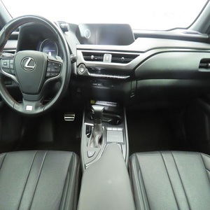 ¡Oferta Imperdible! Lexus UX 200 F SPORT 2022 Usado en Excelentes Condiciones, Motor 2L 16V DOHC, Tracción Delantera, Transmisión Automática, Crossover de Lujo - Product Image 3
