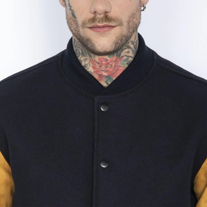 Chaqueta Varsity de inspiración atlética Moda retro con un estilo Letterman de giro moderno con bordado de chenilla para un estilo único - Product Image 4