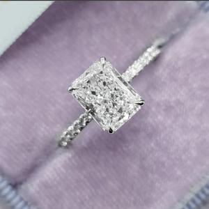 Diamant de laboratoire certifié IGI, taille radiant, 3 carats, étincelant, en stock, en solde - Product Image 5