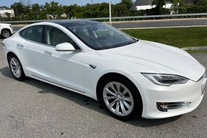 Tesla Model S 60 2016 Usado en Buen Estado, Sin Accidentes, Volante a la Izquierda/Derecha - Product Image 1