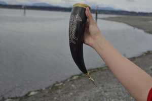 แก้วมักสไตล์ไวกิ้งแบบเรียบง่ายถังเบียร์ขัดเงารูปสัตว์สำหรับคราฟต์เบียร์ & คนรักงานฝีมือจากธรรมชาติ - Product Image 3