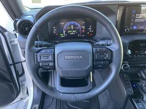 2024 pour Prado 4x4 SUV Neuf/Occasion Véhicule tout-terrain avec boîte de vitesses automatique Conduite à gauche Caméra arrière - Product Image 2