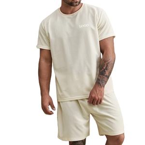 Conjunto de Dos Piezas para Hombre con Logotipo Personalizado de Alta Calidad y Precio Accesible, con el Último Diseño en Camiseta de Punto Waffle y Pantalones Cortos - Product Image 1