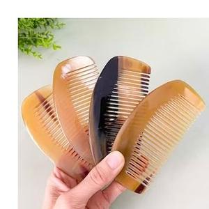 Peine para Cabello de Cuerno de Búfalo Natural Premium, Diseño Moderno, Peine para Barba y Masaje a Precio de Mayoreo - Product Image 4