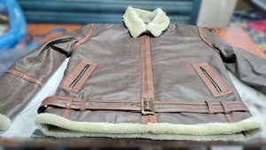 Piel de oveja genuina Sherpa Shearling Faux Fur Collar Vintage Aviator B3 Bomber Jacket Hombres 100% Cuero de piel de oveja Dry Clean Only - Product Image 6