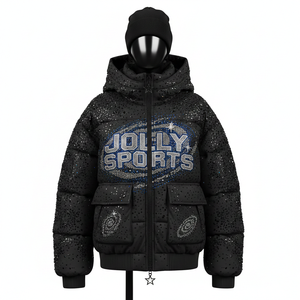 Chaqueta Acolchada Premium para Mujer, 220 GSM, Paneles Acolchados de Poliéster, Negro, con Pedrería, Logotipo Personalizado con Aplicación de Calor - Product Image 1