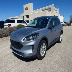 Ford Escape SE 2022 en Perfectas Condiciones - Product Image 1