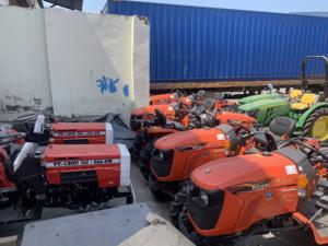 Mini Tractor Compacto B2441 4WD de 24HP/27HP con Motor de Transmisión por Engranajes de Alta Precisión para Uso Agrícola, Pulverizadores, Cultivador, Rotocultivador - Product Image 5
