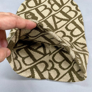 Gorro Jacquard de invierno con diseño personalizado, ropa informal de punto de talla grande, logotipo bordado, precio al por mayor, gorros con letras - Product Image 4