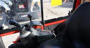 Miniexcavadora JCB 8085 de 8.5 toneladas usada, de alta calidad, con 3 cucharones, excavadora compacta hidráulica con cabina cerrada y aire acondicionado. - Product Image 4