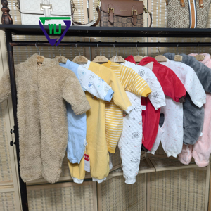 Abrigos de Invierno de Segunda Mano para Bebé al Por Mayor Mameluco Cálido de Algodón con Cremallera y Botón Mameluco de Cachemira Ropa Usada para Niños - Product Image 1