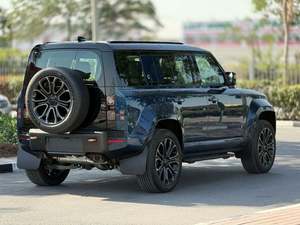 Nuevo Land Rover Defender X P 400 Turbo 2026, Motor V8 de 4.0L a Gasolina, 400 HP, Automático, Cuero, Techo Panorámico, LED, R20, Volante a la Izquierda, Color Oscuro - Product Image 4