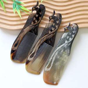 Peine de cuerno hecho a mano KING NATURAL personalizado con dientes finos y anchos peine de cuerno de búfalo hecho a mano para peinar el cabello - Product Image 4