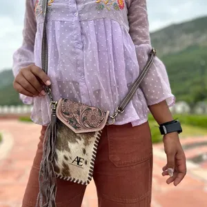 New Western Handmade Phone Purse Handbag Real Cowhide Fur Hand Tooled Carving Sling Bag Small Size Bags Wristlet Pouch Sling Bag