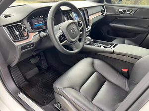 Clean 2020 L E X U S LX 570 édition blanche SUV 5.7L modèle LX 570 véhicule pas cher à vendre - Product Image 5