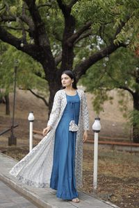 ชุดผ้าส่าหรีซารีวาร์คอเมซพื้นเมืองอินเดียชุดงานปักลาย - Product Image 5