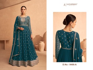 Robe Anarkali Salwar Kameez de qualité supérieure fabriquée en georgette de renard lourd avec séquences de broderie - Product Image 6