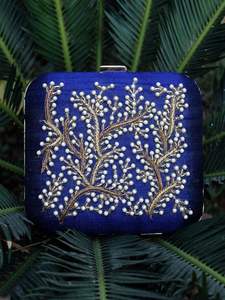 MEJOR CALIDAD ÚNICO Estilo bohemio Bordado Perla Cuadrado Mano Embrague Monederos Forro de diseño elegante al por mayor - Product Image 3