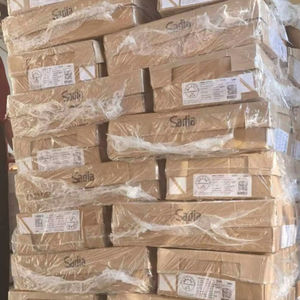 Patas de pollo halal congeladas al por mayor (IQF) para preservar la frescura y la tiernura. Disponible para la Venta - Product Image 1