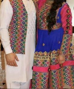 Gilet afghan sans manches et respirant à col en V 220g pour homme avec broderie complète pour l'hiver - Product Image 5