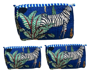 Bolsa acolchada de algodón cosmético multiusos hecha a mano con estampado elegante y cierre de cremallera elegante, ligera y personalizable - Product Image 5