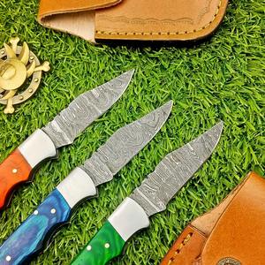 LOT DE 3 PCS Couteaux de poche en acier damas faits à la main Couteaux pliants, W/gaine Utilisations industrielles prises en charge. - Product Image 2