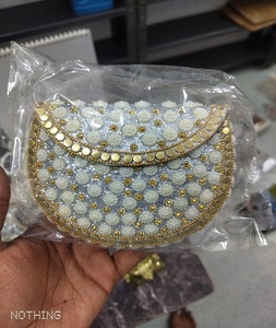 กระเป๋าถือแฟชั่นประดับพลอยเทียมคริสตัลเป็นมิตรกับสิ่งแวดล้อมกระเป๋าคลัทช์สะพายไหล่อะคริลิคขนาดเล็กสำหรับผู้หญิงตอนเย็น - Product Image 3