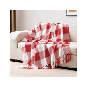 Jeté de lit en tricot chaud 50x60 pouces, toucher côtelé, conforme à la norme BIS, Inde, idéal pour les acheteurs en gros ciblant les articles d'ameublement d'hiver à forte marge - Product Image 3