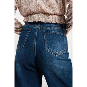 Jeans Cortos de Cintura Alta para Mujer, con Adornos Florales, Rasgados, de Pierna Ancha, en Mezclilla Azul, Talla XL, Transpirables, de Corte Holgado, para Primavera - Product Image 4