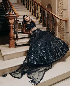 Lehenga Choli Estilo Bollywood, Choli Negro, Lehenga Choli Elegante para Fiestas, Lehenga Moderna - Product Image 2
