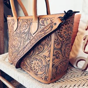 Sac fourre-tout bohème en cuir véritable de qualité supérieure avec fleurs à pompons personnalisables, couleur personnalisable, sac à main multi-usages pour femme, collection automne - Product Image 3