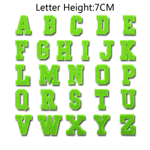 Patchs brodés en chenille verte de 7 cm, fabrication directe d'usine, patchs brodés avec dos thermocollant pour hommes ou femmes - Product Image 1