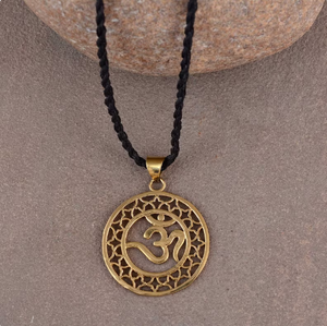 2024 Trendy Aum Om Designer 18K Latón chapado en oro macizo meditación colgante collar religioso espiritual niños esterlina - Product Image 2