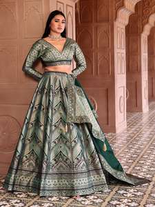 Kanjivaram Lehenga Choli Avec Motifs Tissés Zari - Product Image 3