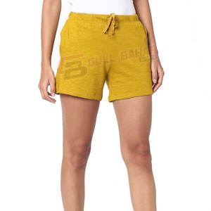 กางเกงขาสั้นเอวสูงผ้าฝ้ายสำหรับผู้หญิงกางเกงขาสั้นลำลองแฟชั่นดีไซน์ใหม่ล่าสุดพร้อมโลโก้ที่กำหนดเองระบายอากาศได้ดี - Product Image 1