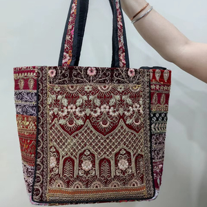 กระเป๋าโท้ทผ้าฝ้ายพิมพ์ลายสีสันสดใสสำหรับผู้หญิง กระเป๋าถือแบบพกพาเนื้อนุ่ม พิมพ์ลายดิจิทัล เหมาะสำหรับใช้ในชีวิตประจำวัน รับผลิตตามสั่งขายส่ง - Product Image 1