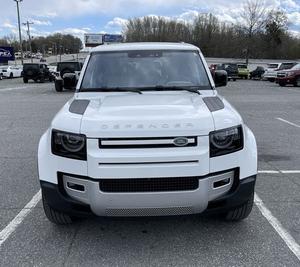 Land Rover Defender 110 SE AWD 2021 / Disponible à la vente avec faible kilométrage, moteur essence, véhicule d'occasion en excellent état et sans accident, conduite à gauche - Product Image 4