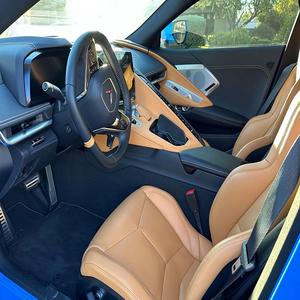 Alerte Offre Exceptionnelle! Chevrolet Corvette Stingray Coupé de luxe 2LT 2021, super propre, couleur bleu rapide, propulsion arrière - Product Image 4