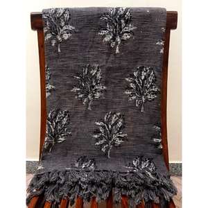 Couverture douce en coton 100% TNT avec gland Couverture de salon intérieure et extérieure - Product Image 2