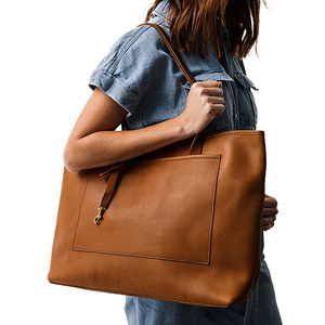 Sac fourre-tout de luxe multifonctionnel pour femmes Sac à main unisexe en cuir véritable avec doublure en PU Sac fourre-tout en cuir véritable - Product Image 2
