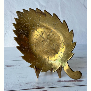 Bandeja rentable Plato de servicio de aluminio elegante para exhibición culinaria Presentación de banquete artístico Bandejas de lujo contemporáneas - Product Image 1