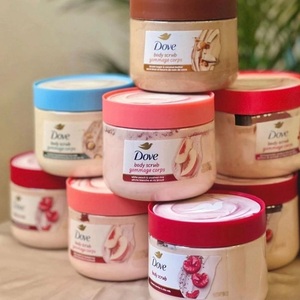 Gommage corporel exfoliant Dove en promotion – Crème polissante douce pour la peau, approvisionnement en gros |   Vente flash : Gommage corporel Dove pour une peau douce - Product Image 3