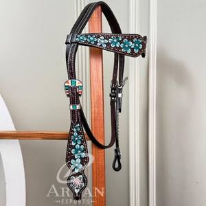 Bride occidentale de serre-tête de cheval en cuir taillé à la main avec des accents de cristal turquoise pour Rodeo Trail & Barrel Racing Tack - Product Image 1